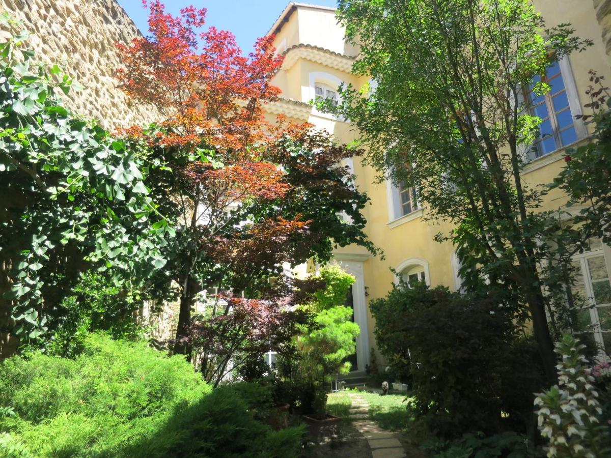 Entre Vignes Et Dentelles Courthézon Exterior foto